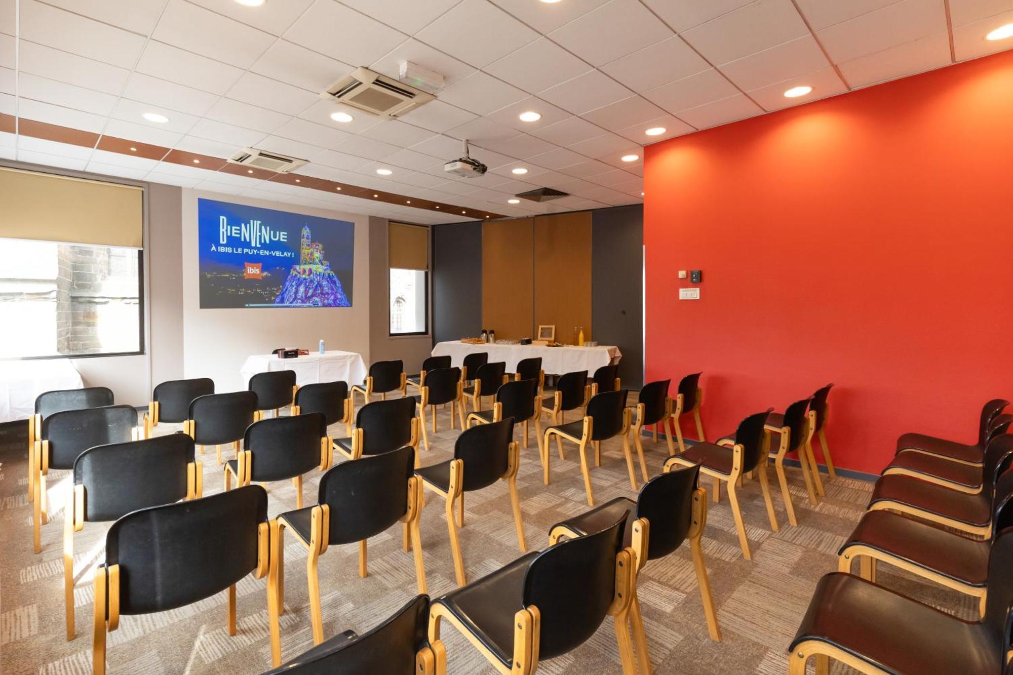 Ibis Le Puy-En-Velay Centre Hotel Exterior photo